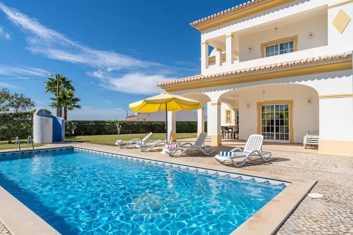 Filomena Golf Paradise Guia  Portugal