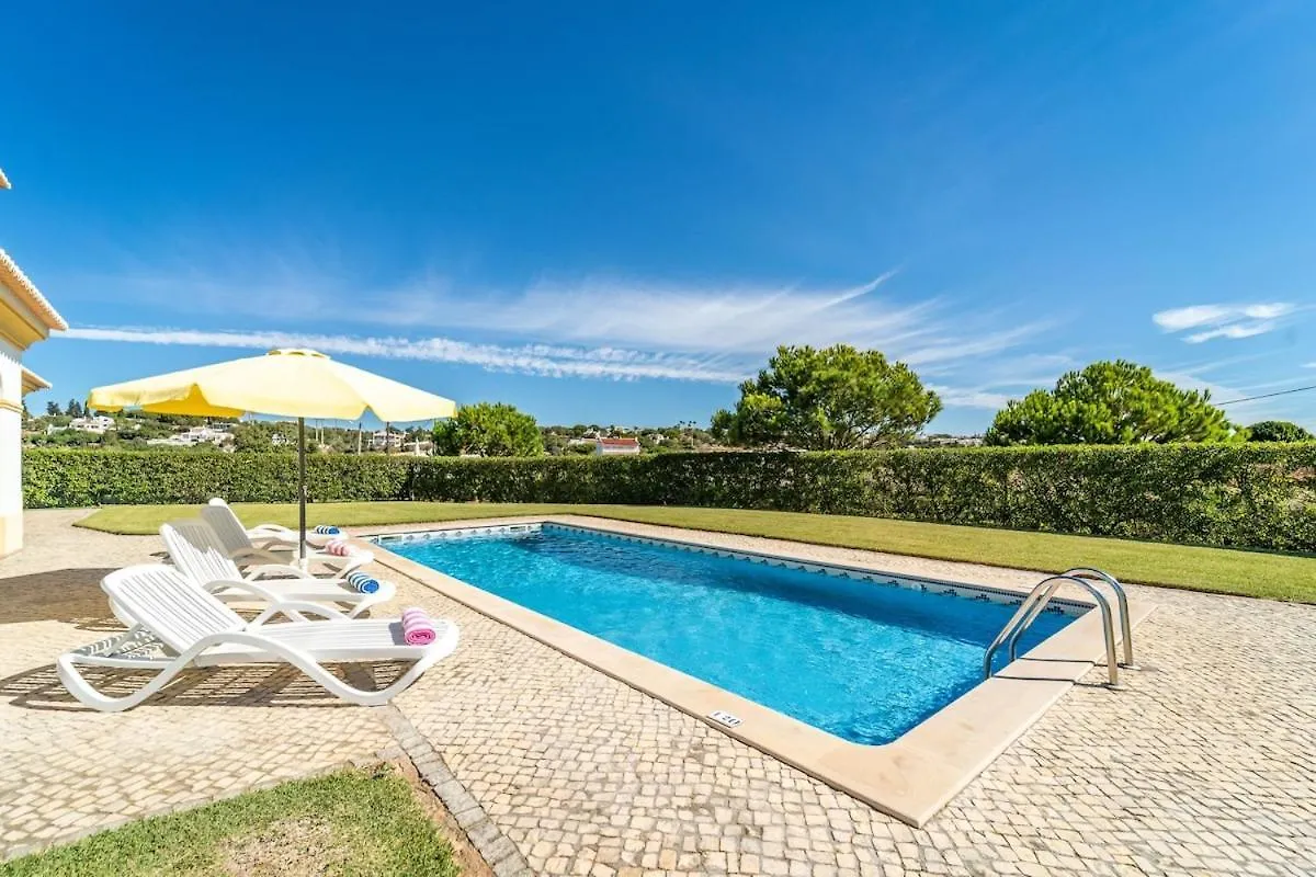 Filomena Golf Paradise Guia  Villa