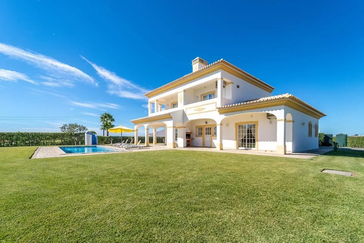 Villa Filomena Golf Paradise Guia