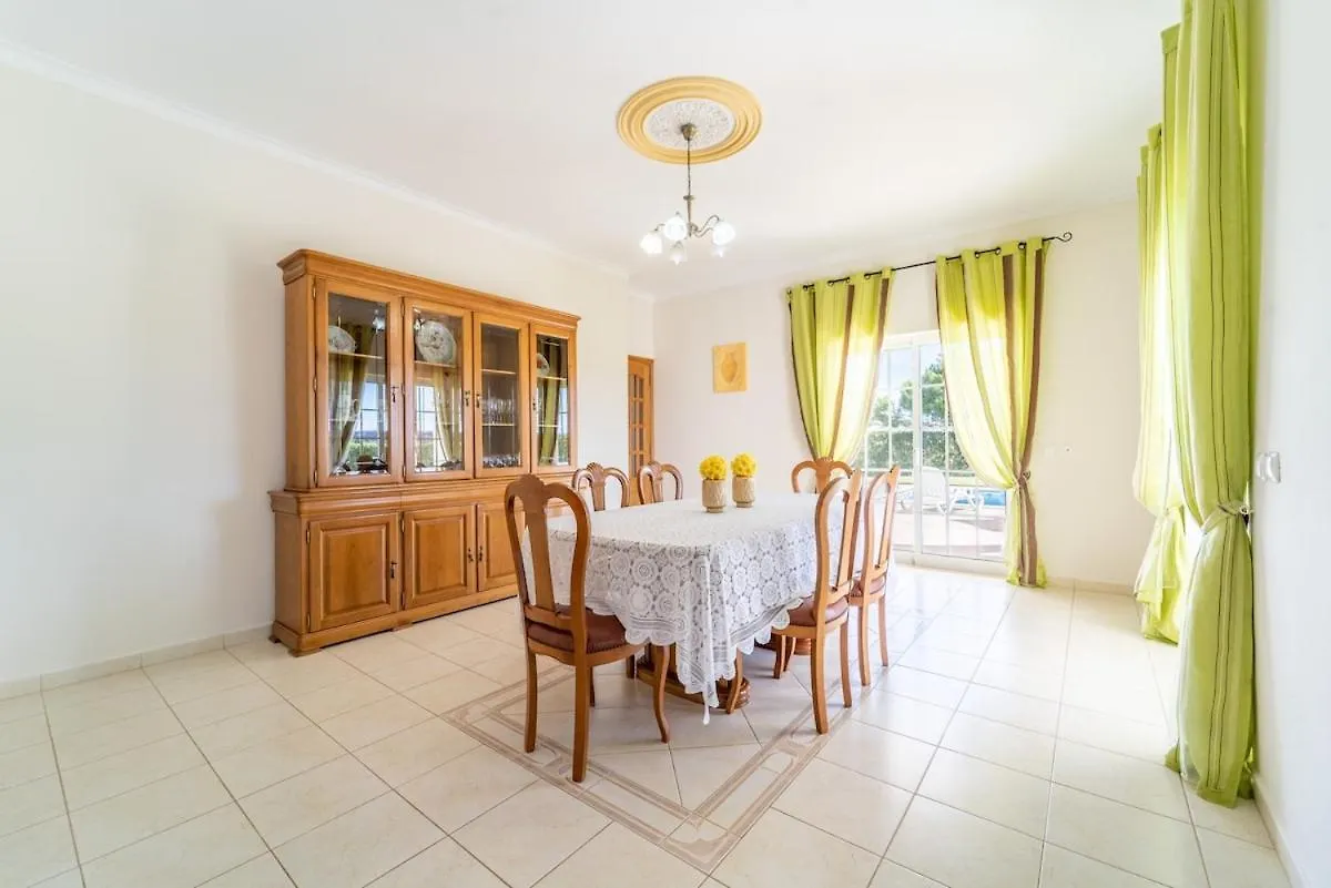 Filomena Golf Paradise Guia  0*, Guia (Faro)